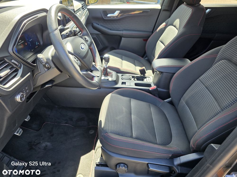 Ford Kuga 1.5 EcoBoost ST-LINE - 18