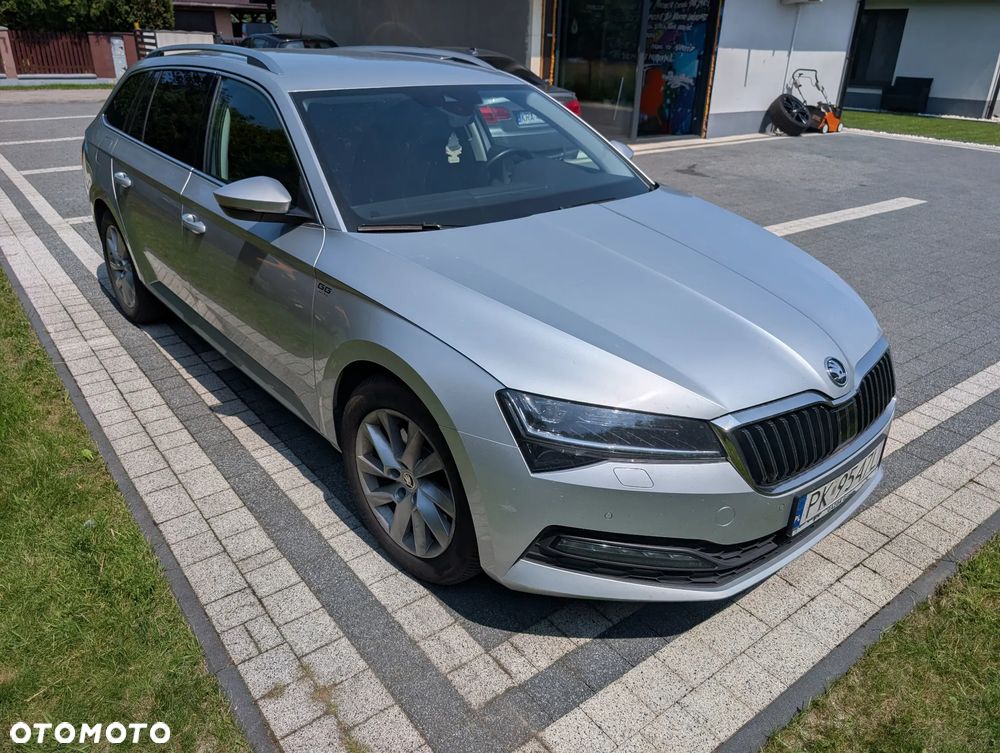 Skoda Superb 2.0 TSI Active DSG - 6