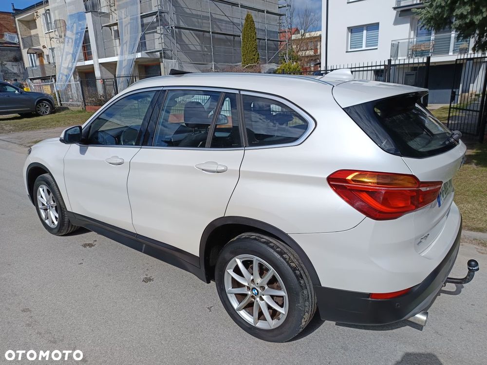 BMW X1 sDrive16d - 6