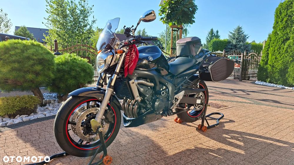 Yamaha FZ6 - 7