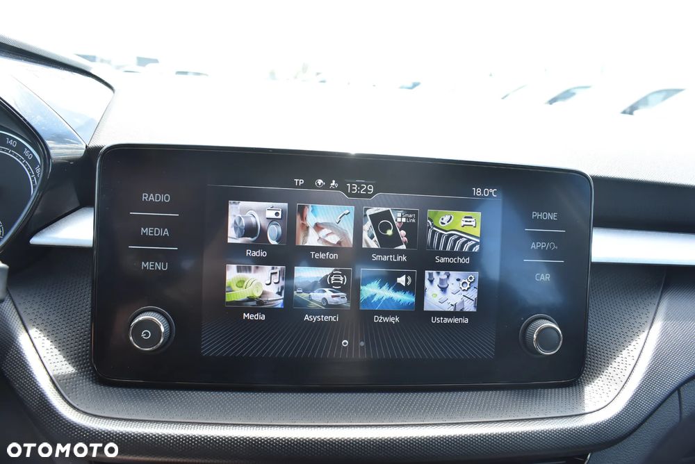 Skoda Fabia 1.0 Ambition - 27