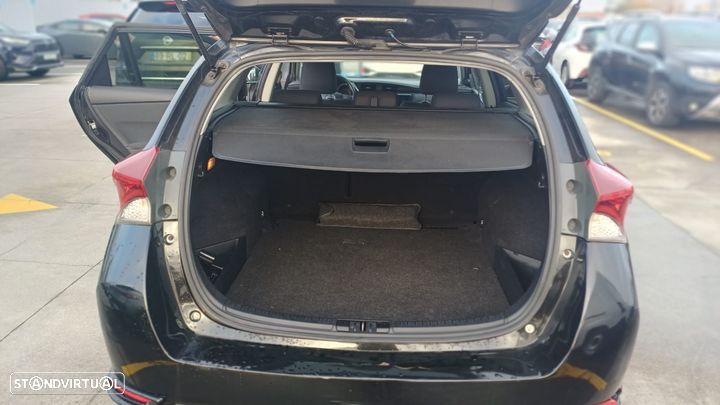 Toyota Auris Touring Sports 1.4 D-4D Comfort+Pack Sport - 9