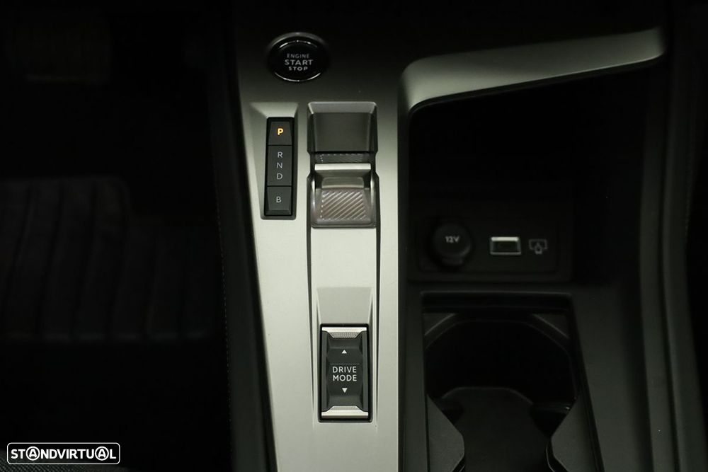 Peugeot 408 1.6 Hybrid Allure e-EAT8 - 15