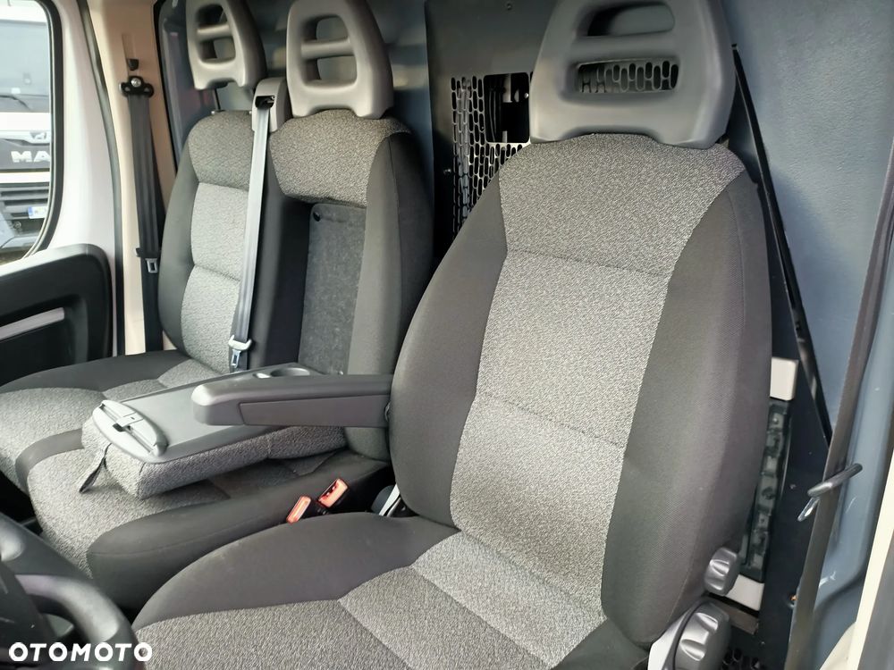 Fiat Ducato Chłodnia drzwi z obu stron 160KM 2 zasilania chłodni - 19