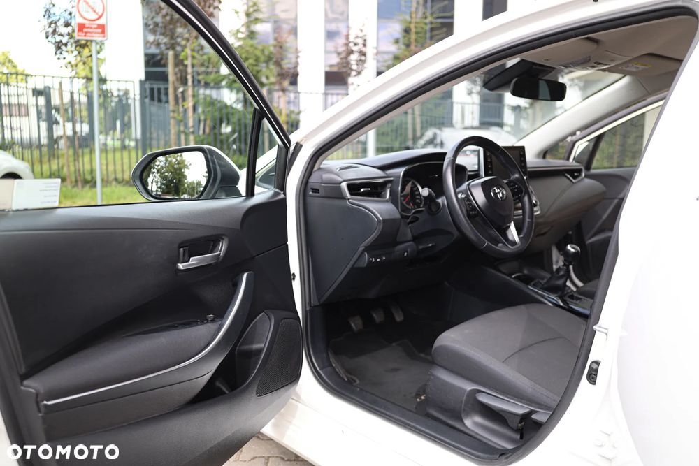 Toyota Corolla 1.6 Comfort - 10