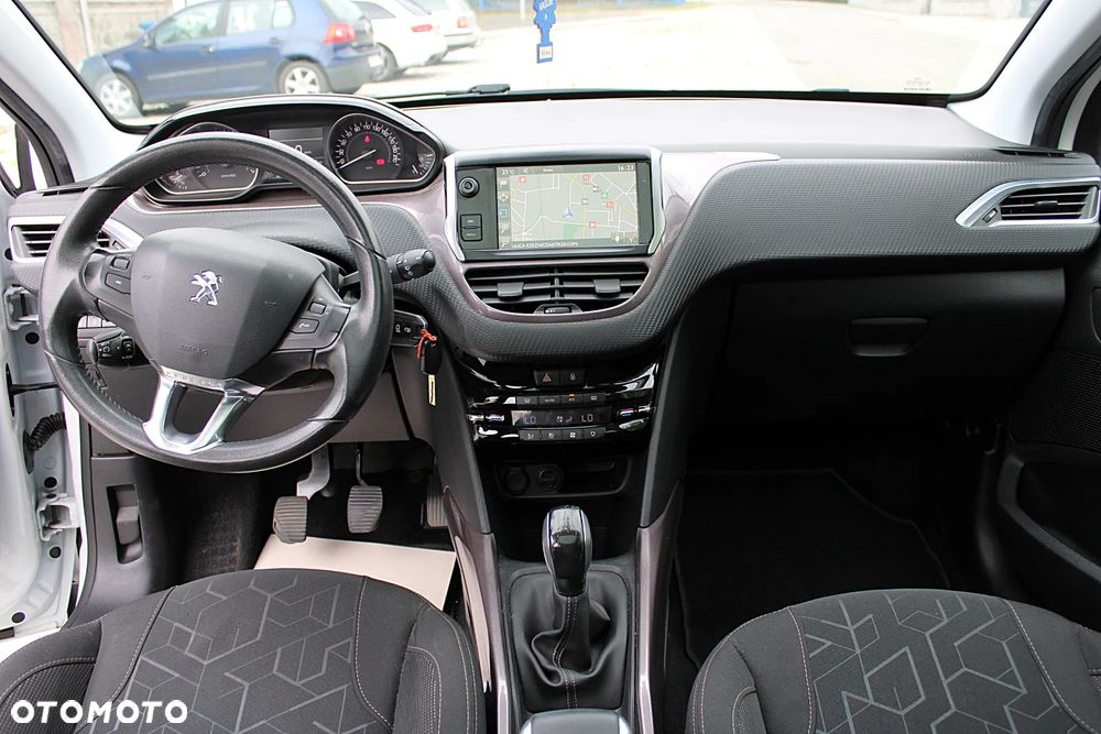 Peugeot 2008 - 15