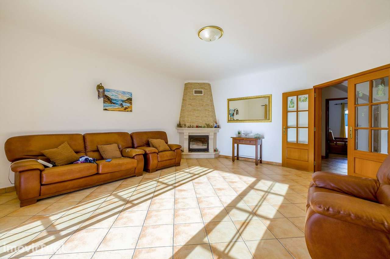 MORADIA COM 3+1 QUARTOS EM LAGOS - Grande imagem: 3/34