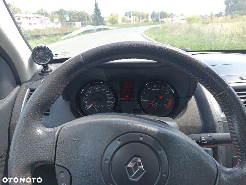 Renault Megane Sport - 8