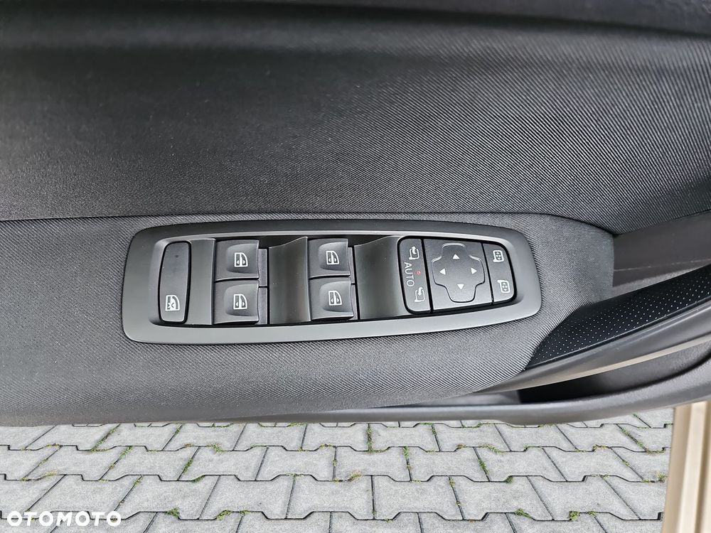 Renault Megane 1.5 Blue dCi Limited - 18