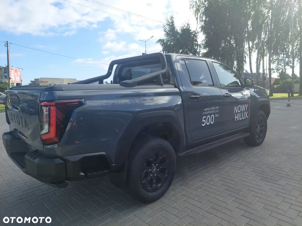 Toyota Hilux 2.8 D-4D mHEV Double Cab Invincible 4x4 - 4