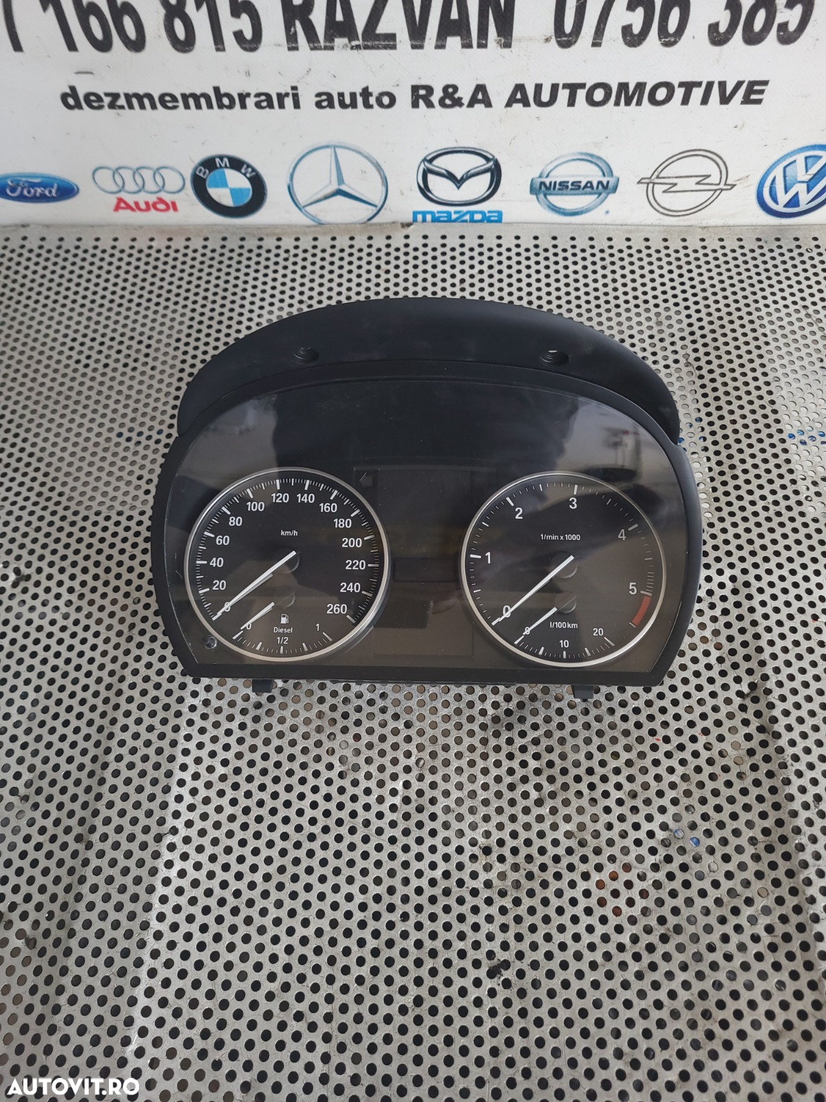 Ceasuri Bord Bmw X1 E84 Volan Stanga 2.0 Diesel Motor N47 Cod 2259443 Dezmembrez Bmw X1 E84 2.0 Diesel N47 - 4