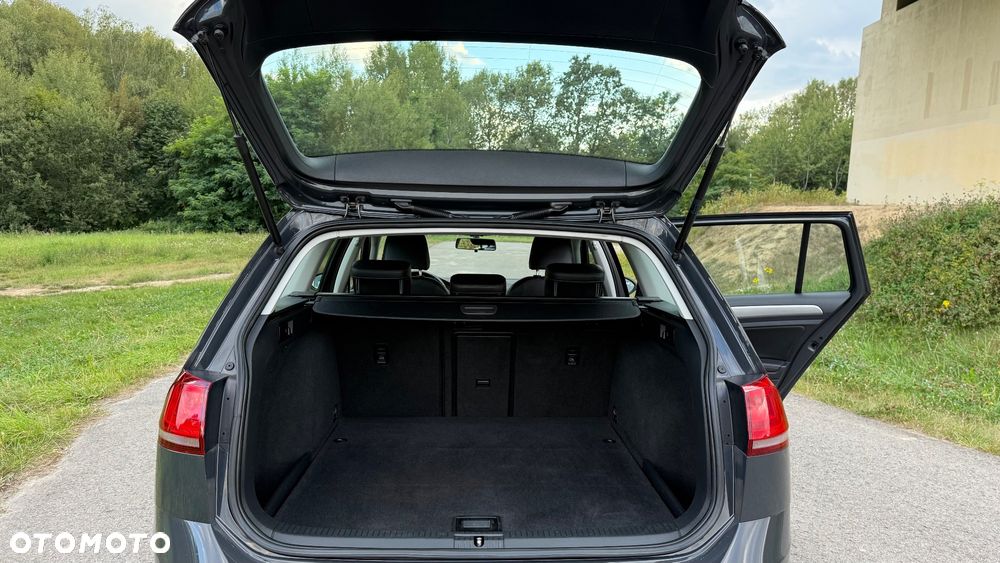 Volkswagen Golf 1.6 BlueTDI Comfortline - 27