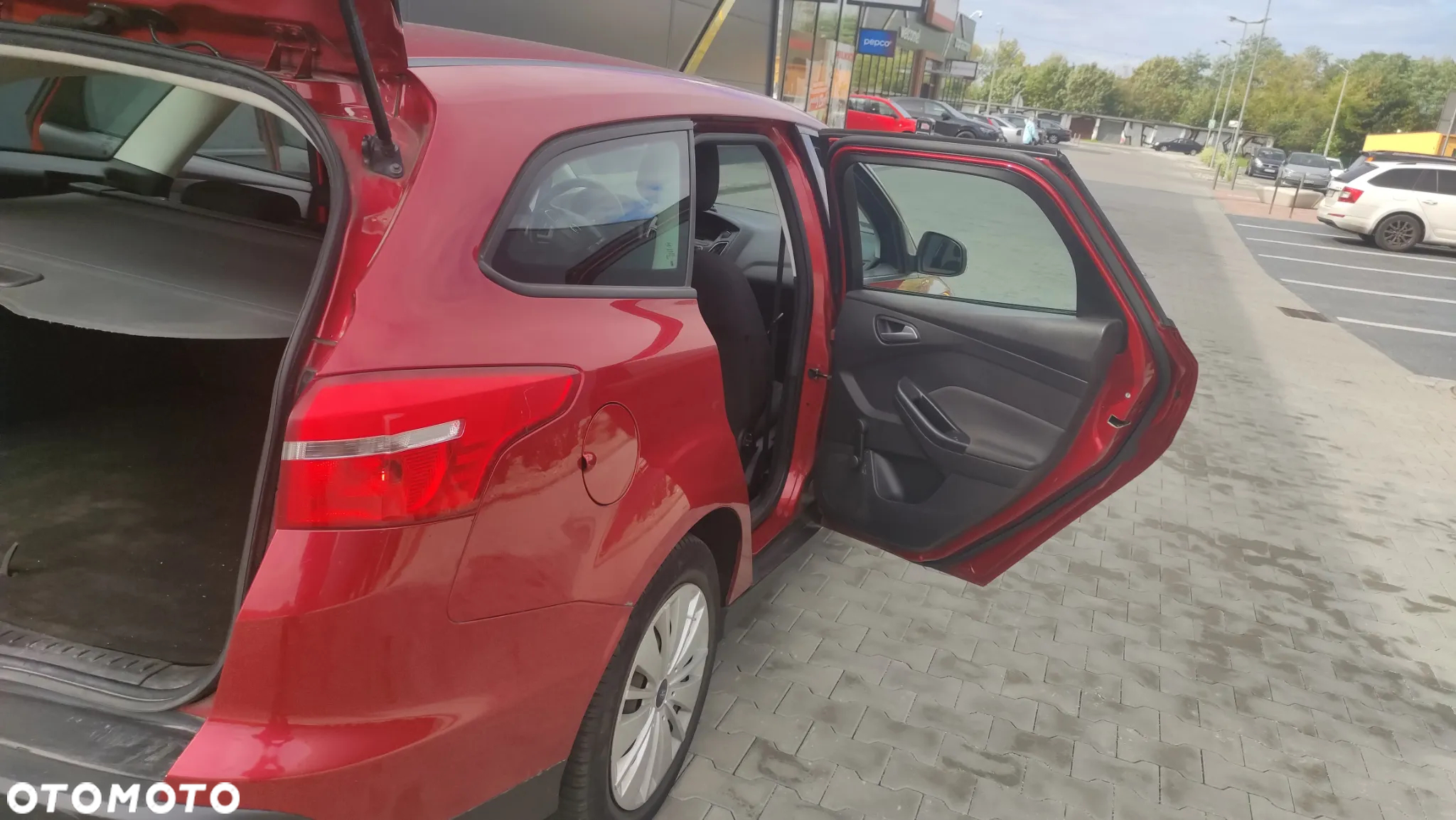 Ford Focus 1.6 Trend - 10