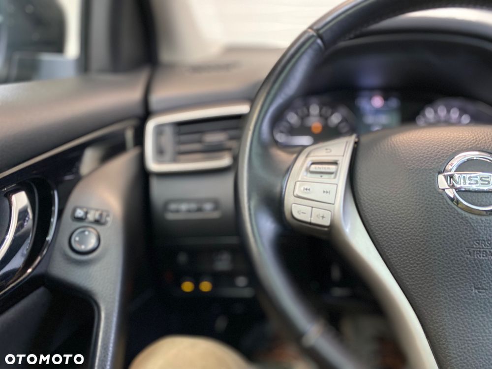 Nissan Qashqai 1.5 dCi Tekna - 24