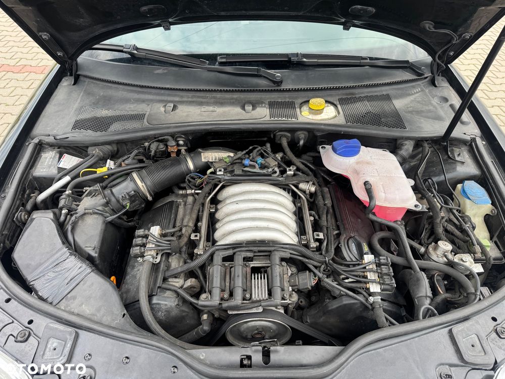 Volkswagen Passat 2.8 V6 4Mot Comfortline - 25