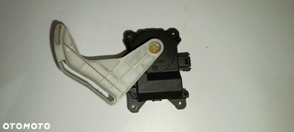 SILNICZEK NAGRZEWNICY STEROWNIK NASTAWNIK KLAP OGRZEWANIA TOYOTA COROLLA VERSO AVENSIS T25 COROLLA E12 0637008930 - 2