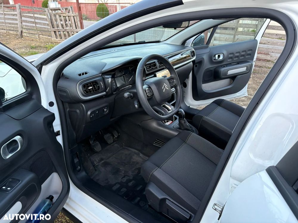 Citroën C3 1.2 PureTech BVM Feel - 10