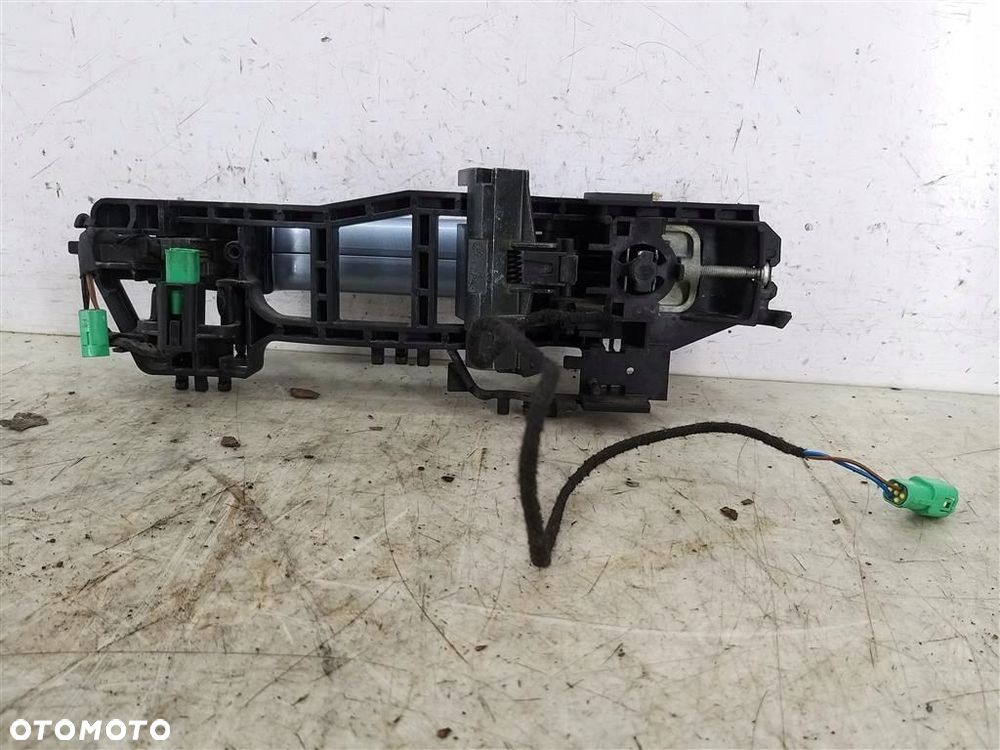 Klamka zewnętrzna przód prawa Ford Focus Mk2 2004-2011 NIEBIESKA KEYLESS - 2
