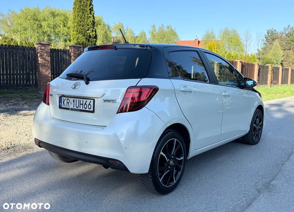 Toyota Yaris 1.33 Selection Vibe - 10