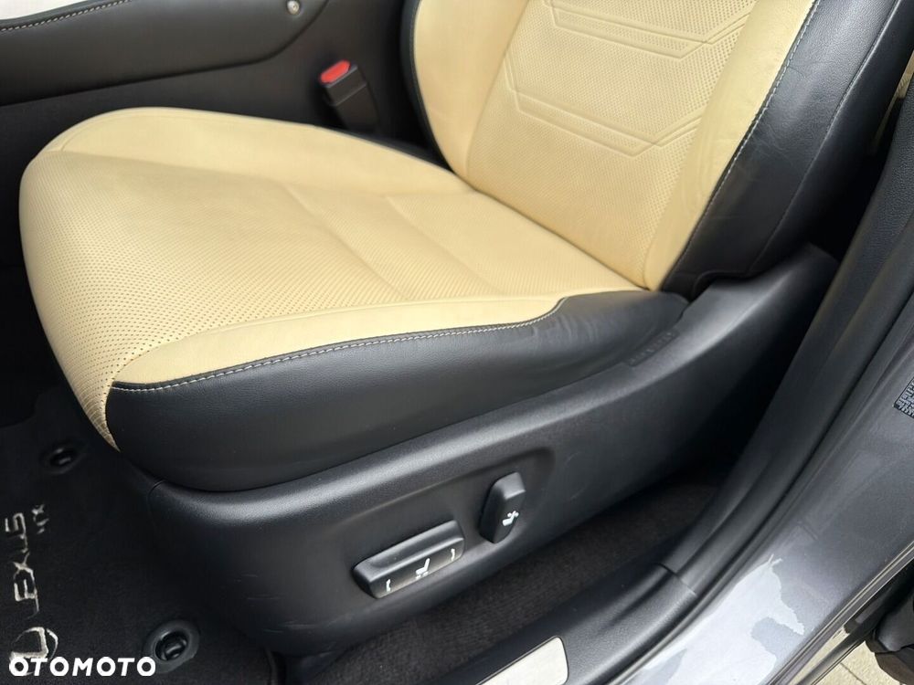 Lexus NX 300h Comfort AWD - 21