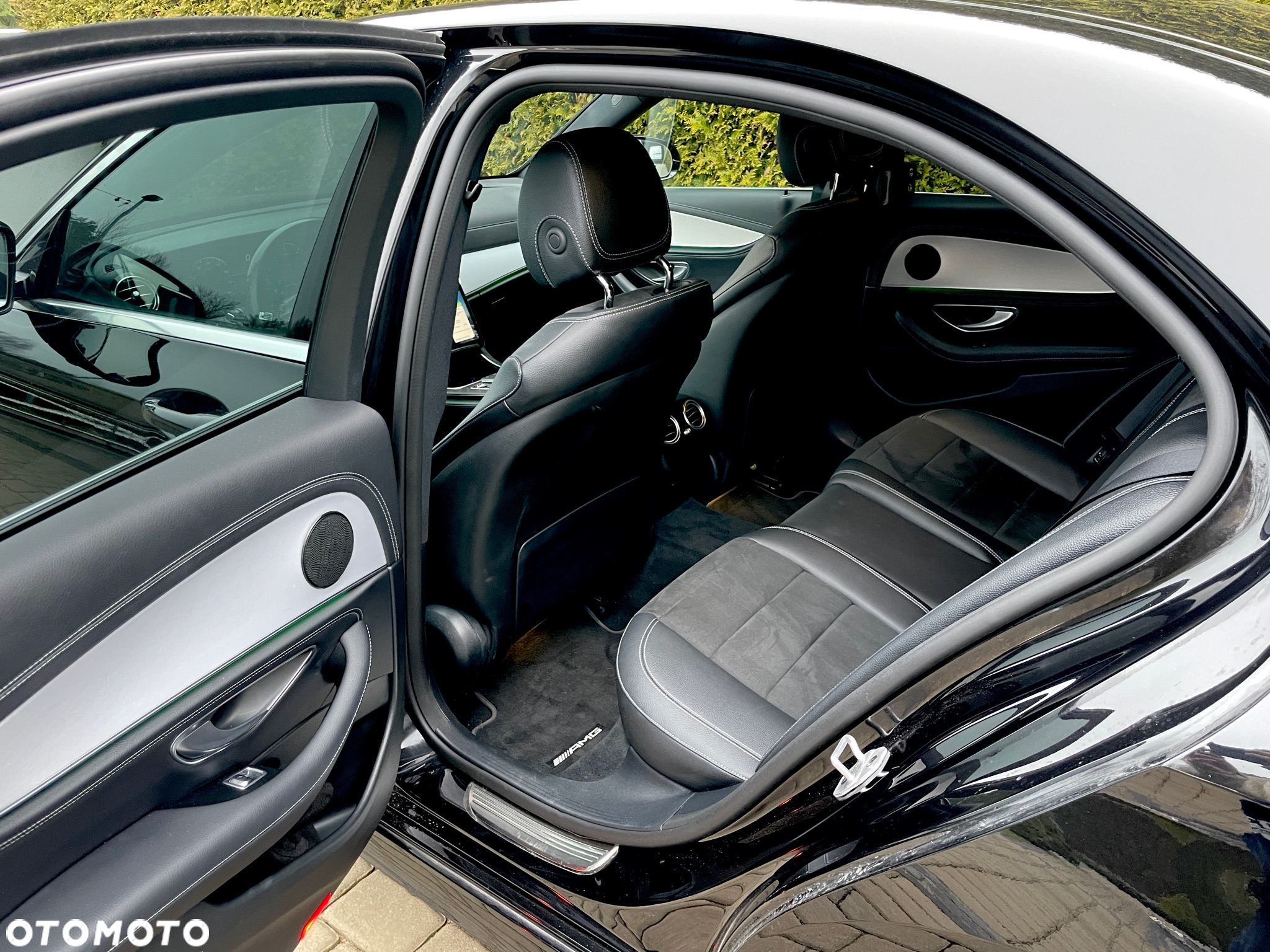 Mercedes-Benz Klasa E 220 d 4-Matic AMG - 9