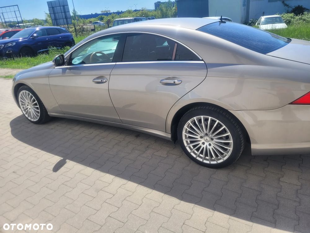 Mercedes-Benz CLS 500 - 17