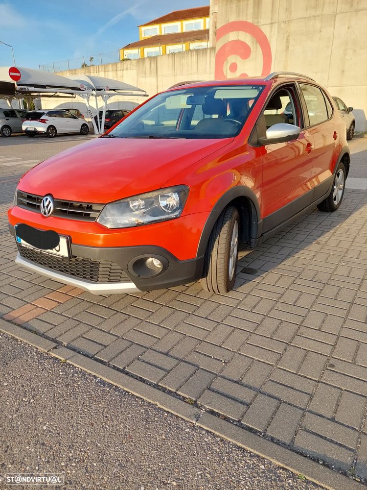 VW CrossPolo Polo 1.6 TDI DSG - 1