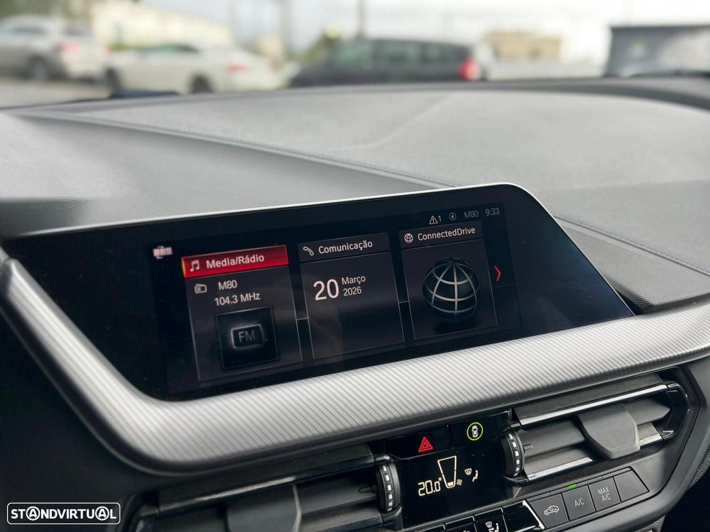 BMW 118 i Pack Desportivo M Auto - 10