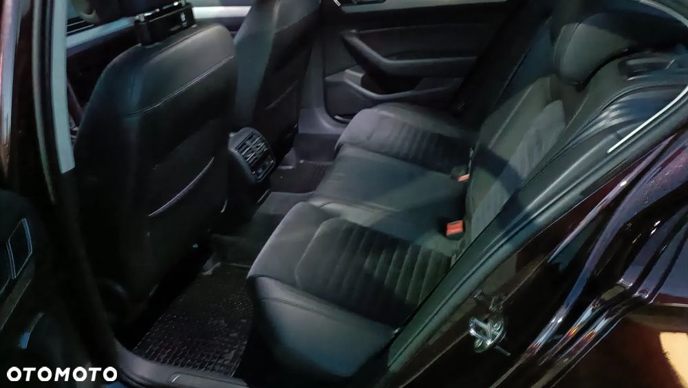 Volkswagen Passat 2017 photo 4
