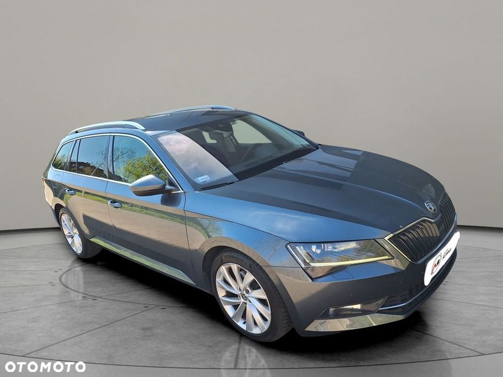 Skoda Superb 2.0 TDI SCR Style DSG - 3
