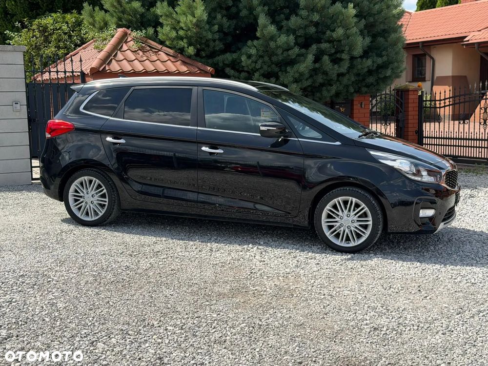 Kia Carens 1.7 CRDi M 7os EU6 - 9