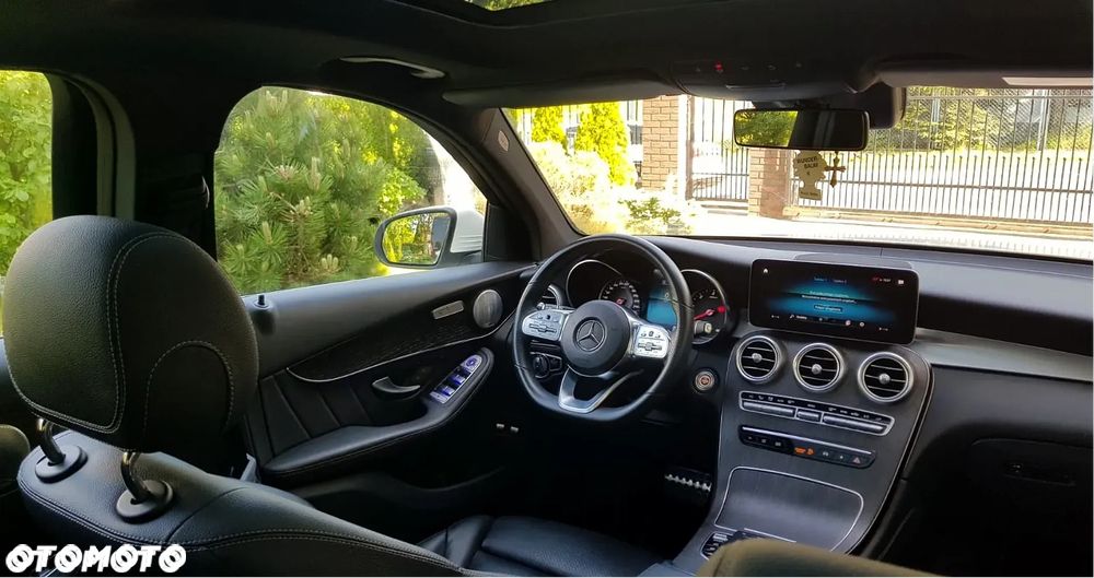 Mercedes-Benz GLC 220 d 4Matic 9G-TRONIC AMG Line - 14