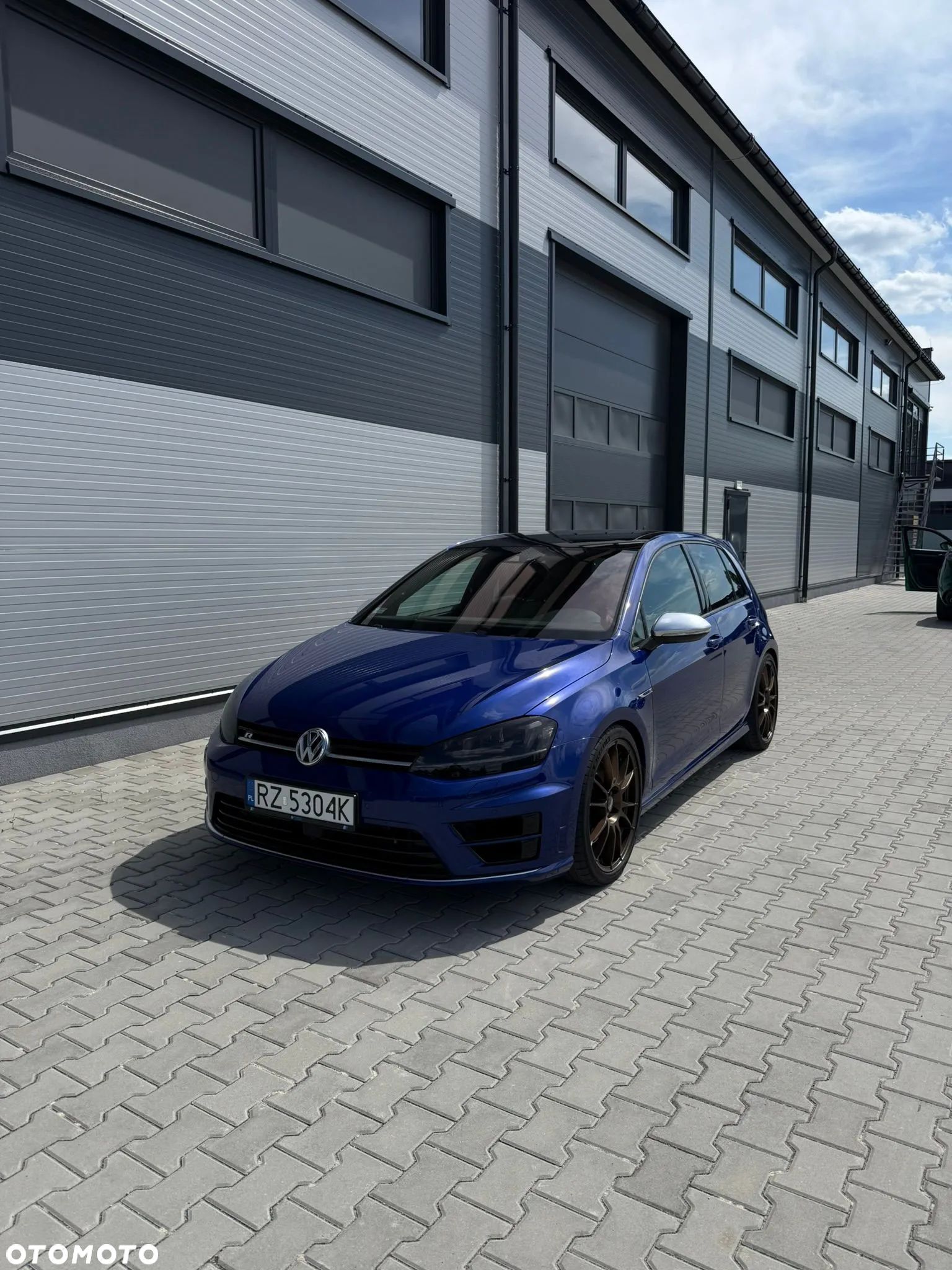 Volkswagen Golf VII 2.0 TSI BMT 4Mot R DSG - 1