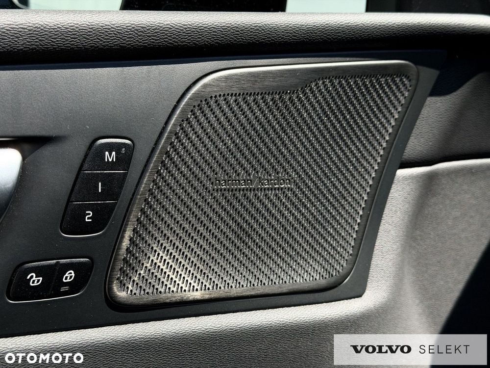 Volvo XC 60 - 21