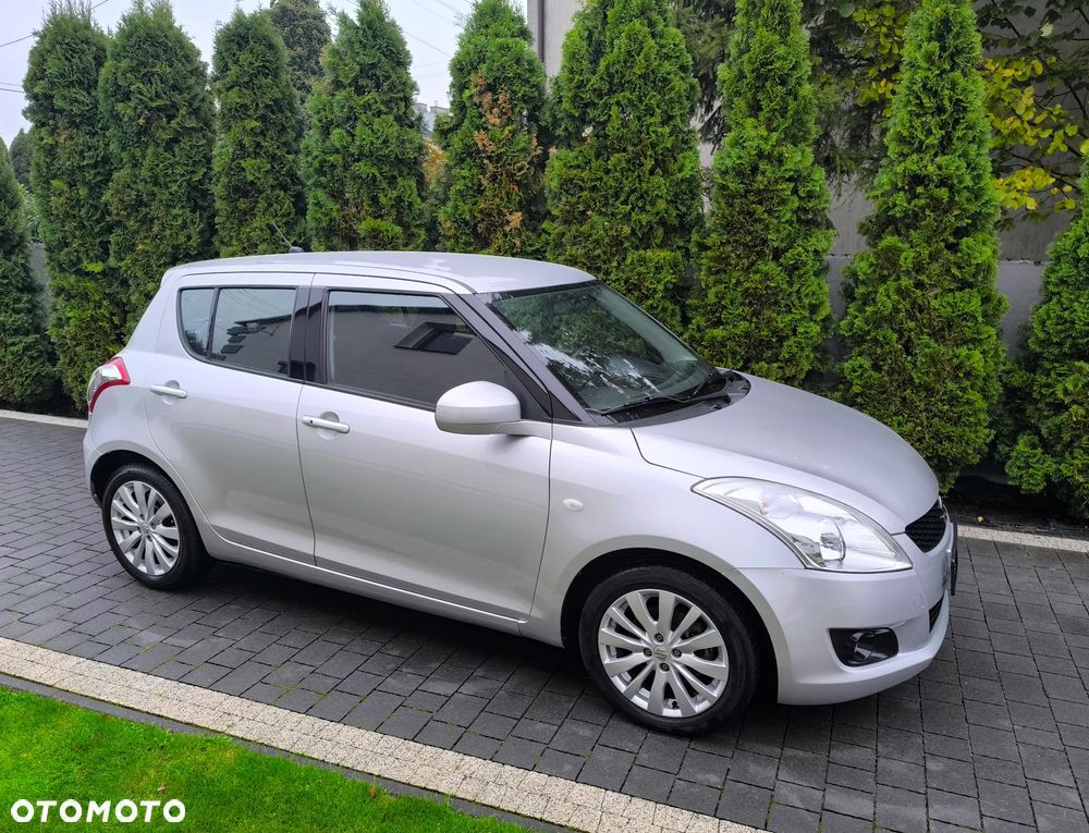 Suzuki Swift - 1