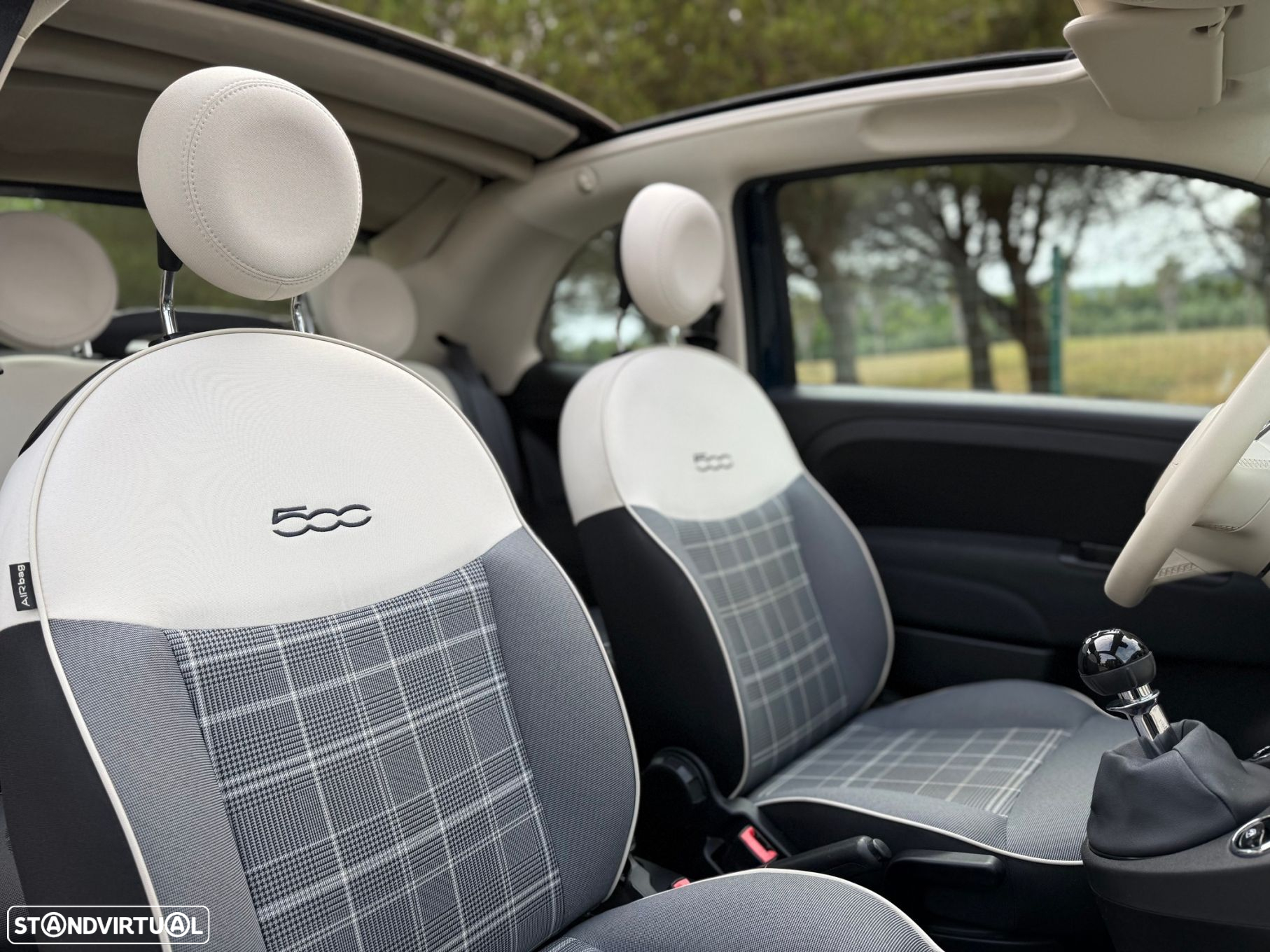 Fiat 500C 1.0 Hybrid Lounge - 32