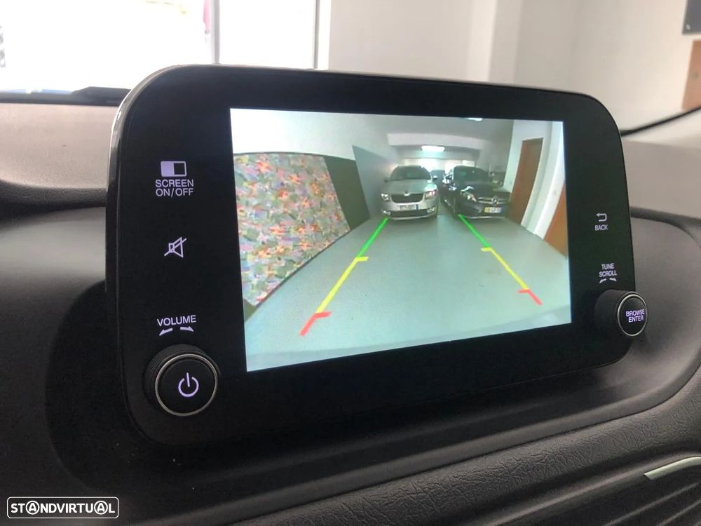 Fiat Tipo Cross 1.3 Multijet - 17