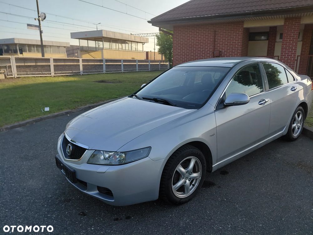 Honda Accord 2.0 i Executive - 4