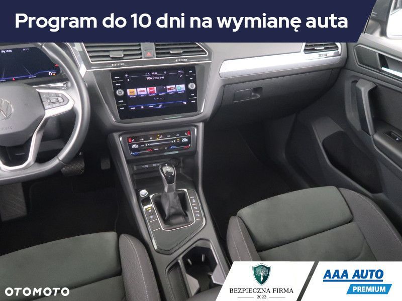 Volkswagen Tiguan - 10