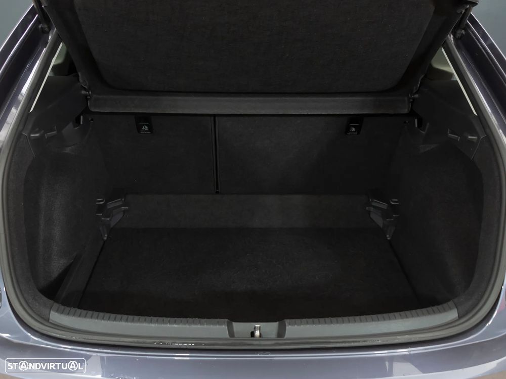 VW Taigo 1.0 TSI Life DSG - 8