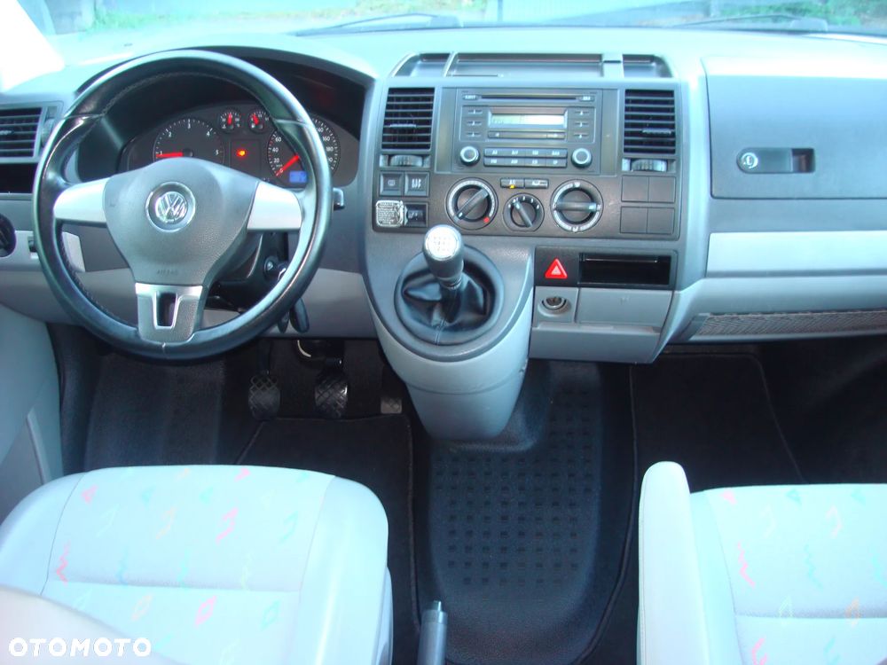 Volkswagen T5 - 12