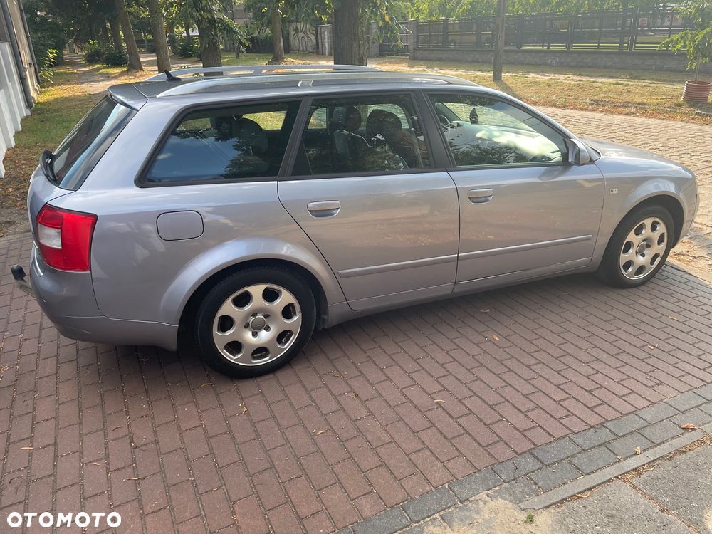 Audi A4 Avant - 5