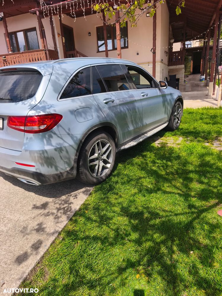 Mercedes-Benz GLC 220 d 4MATIC - 3