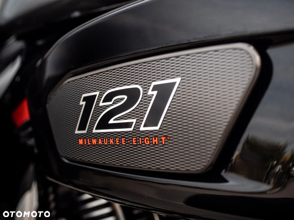 Harley-Davidson Touring Road Glide - 15
