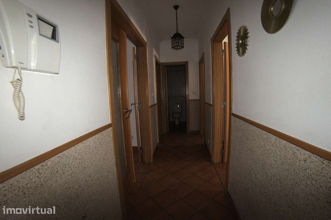 Moradia de 3 assoalhadas com terraço e sótão, em Moura - Grande imagem: 5/12