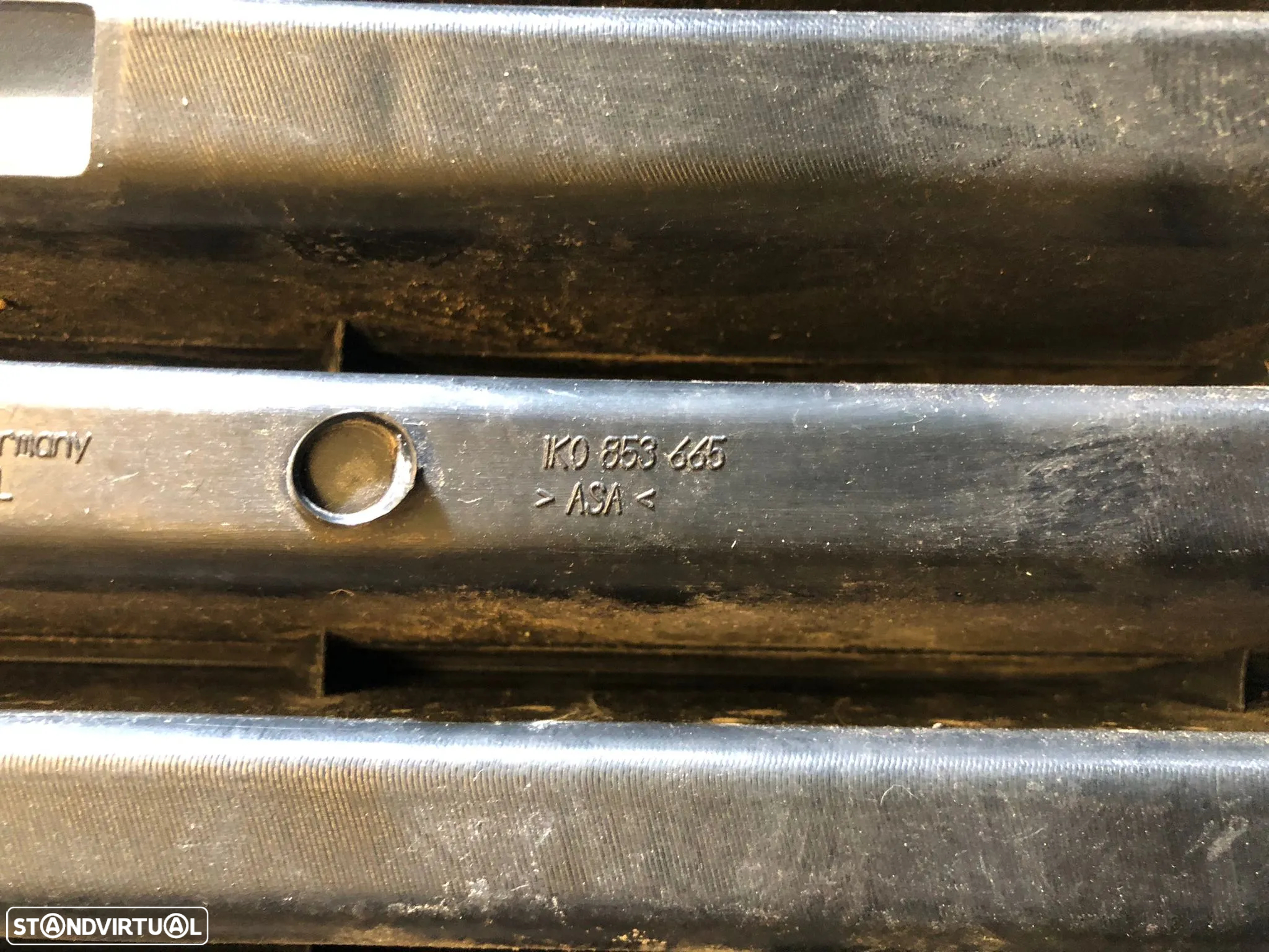 VW GOLF 5 V GRELHA PARA CHOQUES FRENTE - 10