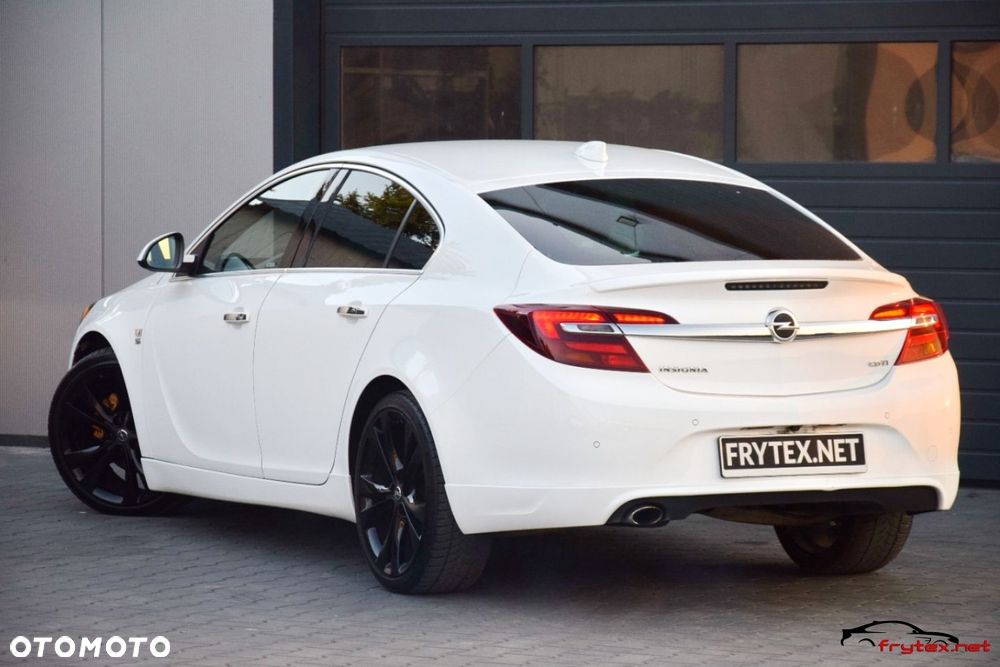 Opel Insignia - 15