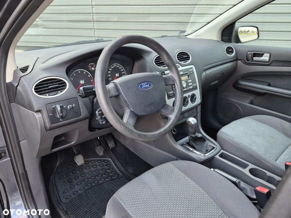 Ford Focus 1.6 16V Fun - 6