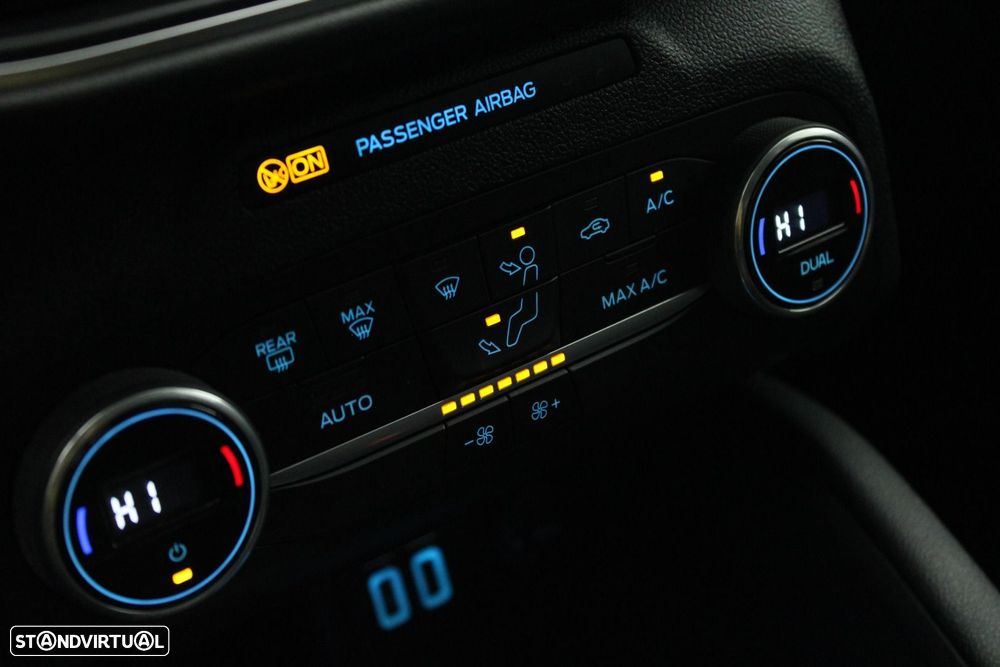 Ford Kuga 1.5 TDCi EcoBlue Titanium Aut. - 25