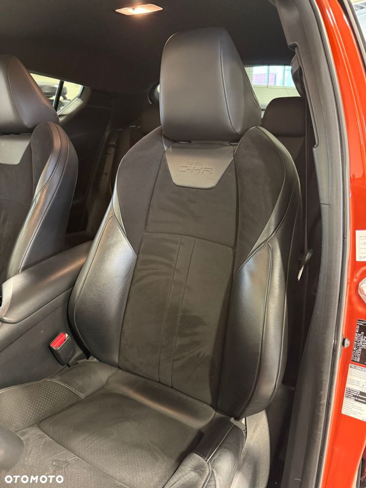 Toyota C-HR Lounge - 8